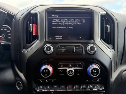 Certified 2023 GMC Sierra 3500 Denali w/ Denali Ultimate Package AWD/4WD image 31