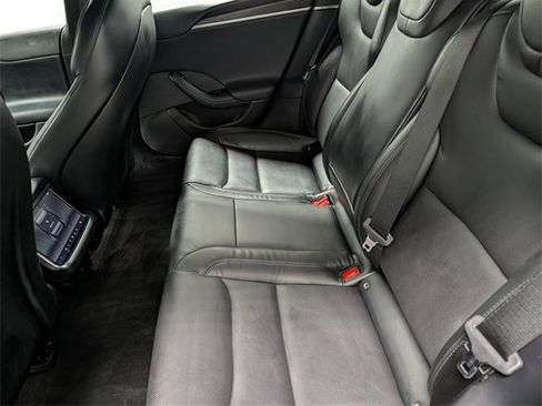 Used 2023 Tesla Model S Standard Range image 11
