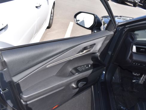 Used 2025 Toyota Camry SE image 22