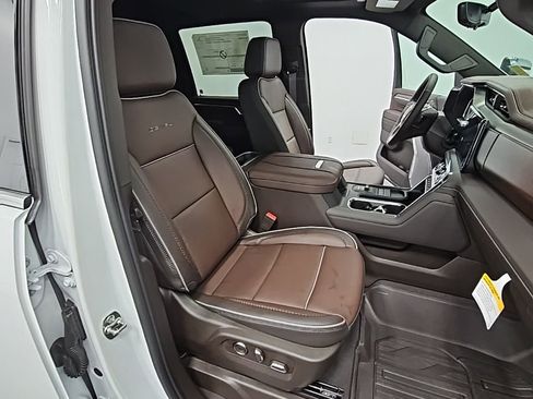 New 2026 GMC Sierra 2500 Denali w/ Denali Reserve Package image 40