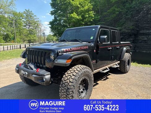 Used 2020 Jeep Gladiator Rubicon AWD/4WD image 3