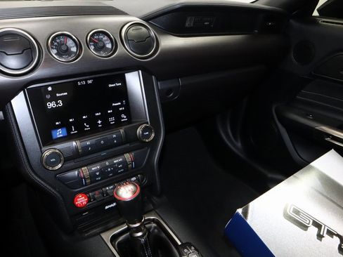 Certified 2017 Ford Mustang Shelby GT350 w/ Electronics Package image 28