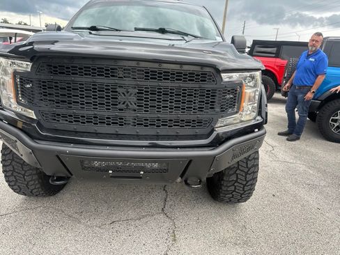 Used 2018 Ford F150 XLT w/ Equipment Group 302A Luxury AWD/4WD image 10