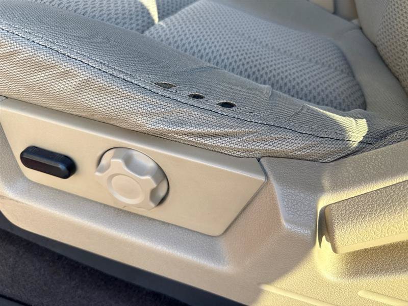 Used 2013 Ford F150 XLT w/ Luxury Equipment Group AWD/4WD image 13