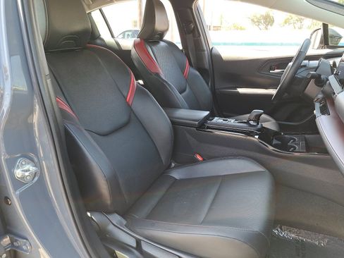 Used 2023 Toyota Prius Prime FWD image 10