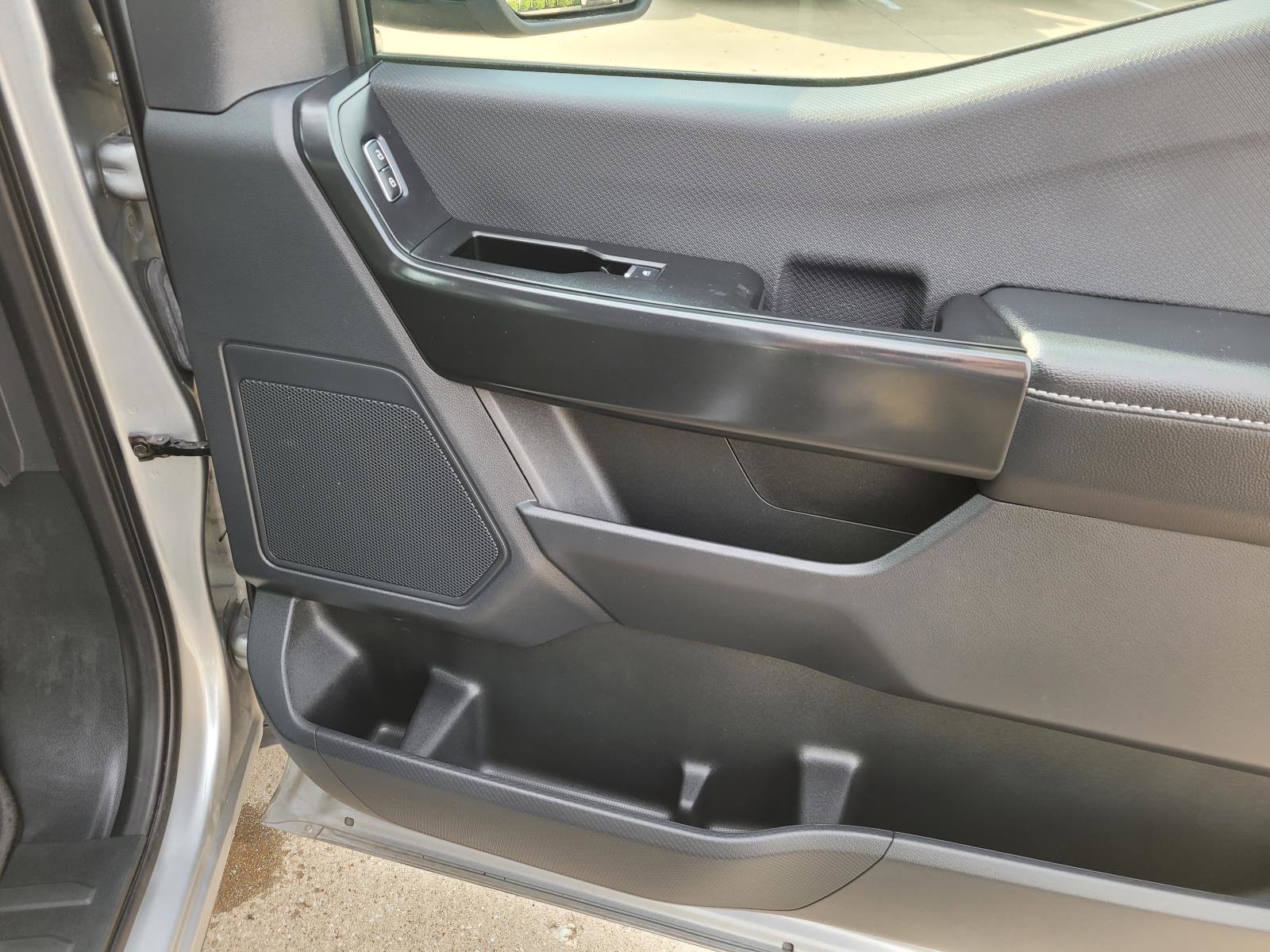 Used 2024 Ford F150 STX RWD image 7