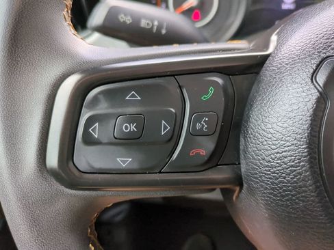 Used 2024 Jeep Wrangler Unlimited Sport AWD/4WD image 22