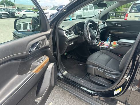 Used 2020 GMC Acadia SLE FWD image 5