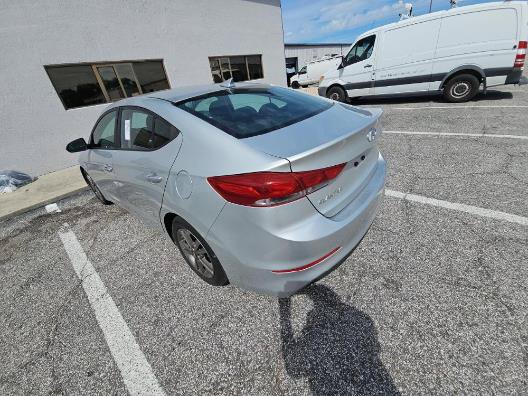 Used 2018 Hyundai Elantra SEL FWD image 2