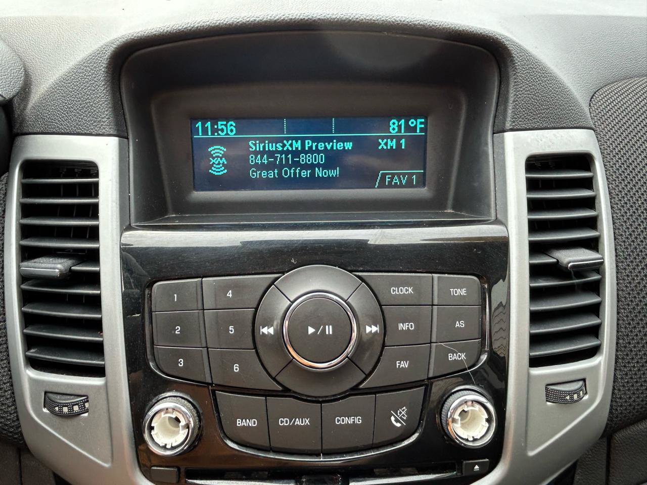 Used 2013 Chevrolet Cruze LT FWD image 22