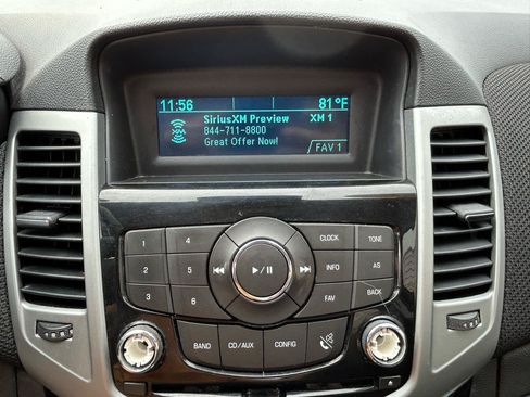 Used 2013 Chevrolet Cruze LT FWD image 22