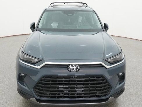 New 2026 Toyota Grand Highlander Platinum image 11