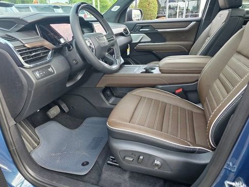 New 2026 GMC Acadia Denali Ultimate FWD image 10