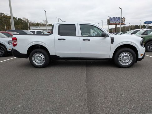 New 2025 Ford Maverick XL w/ Equipment Group 102A image 3
