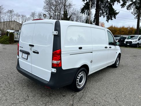 Used 2019 Mercedes-Benz Metris image 7