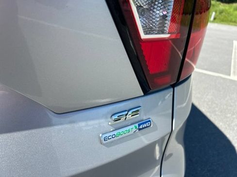 Used 2019 Ford Escape SE AWD/4WD image 13