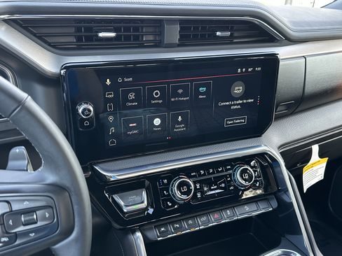 Used 2025 GMC Sierra 1500 Denali w/ Denali Reserve Package AWD/4WD image 27