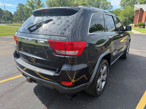 Used 2011 Jeep Grand Cherokee Overland AWD/4WD image 5