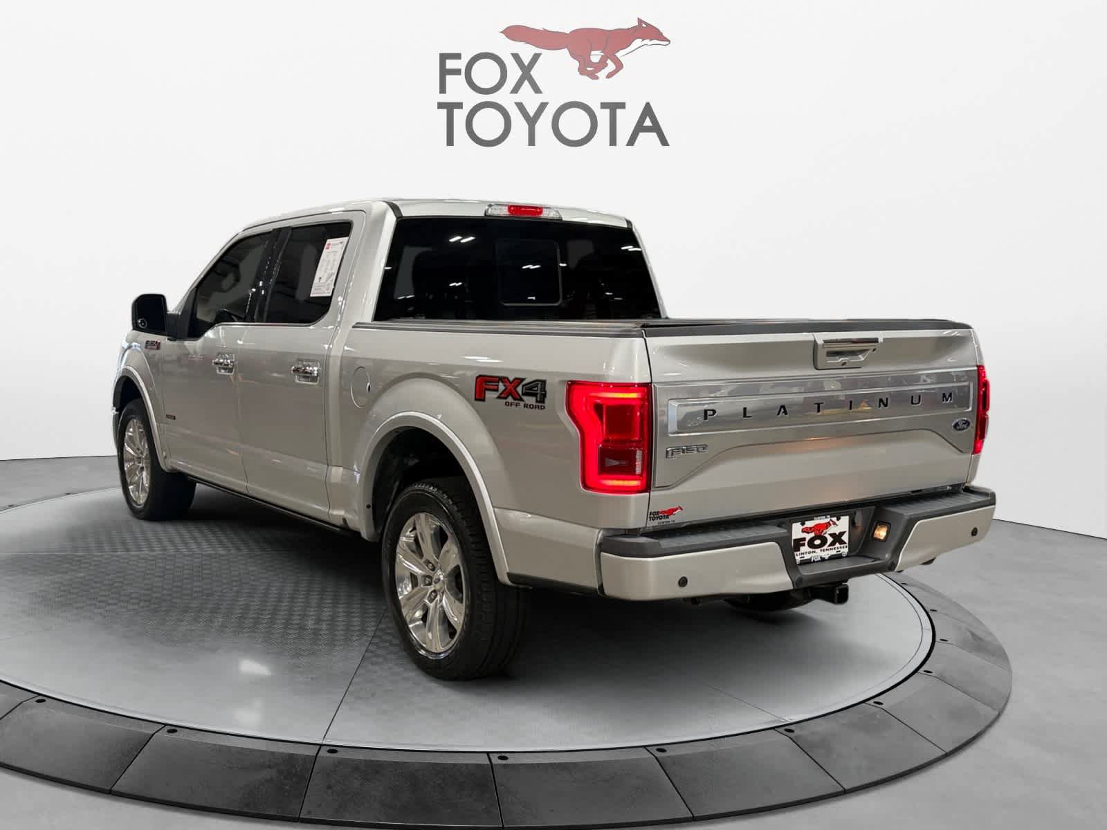 Used 2016 Ford F150 Platinum w/ Equipment Group 701A Luxury AWD/4WD image 4