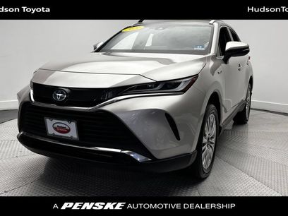 Used 2021 Toyota Venza XLE w/ Softex Package
