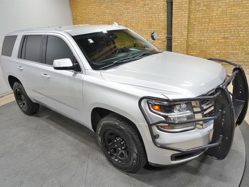 Used 2020 Chevrolet Tahoe 4WD w/ Enhanced Driver Alert Package image 7