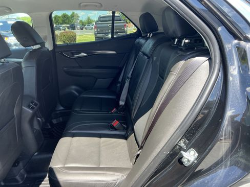 Used 2024 Buick Envision Preferred AWD/4WD image 24