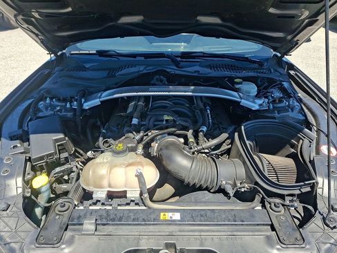 Used 2017 Ford Mustang Shelby GT350 w/ Electronics Package RWD image 28