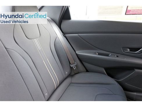 Certified 2025 Hyundai Elantra Sport image 15