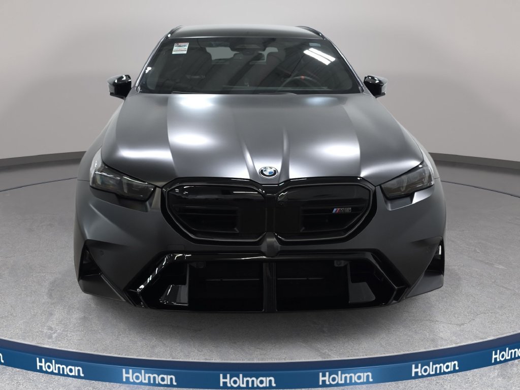 Used 2025 BMW M5 Touring AWD/4WD image 3
