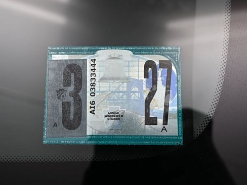 Used 2023 Hyundai Kona Limited image 9