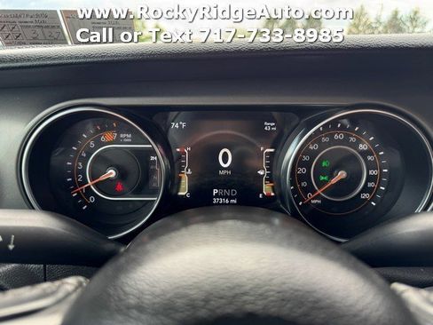 Used 2022 Jeep Wrangler Sport AWD/4WD image 12