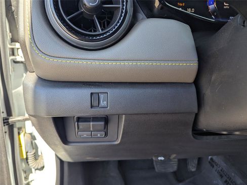 Used 2023 Chevrolet Colorado ZR2 w/ ZR2 Convenience Package III AWD/4WD image 24