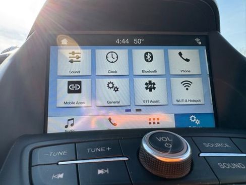 Used 2019 Ford Escape SE image 11