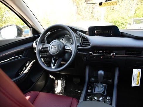 New 2026 MAZDA MAZDA3 Carbon image 18