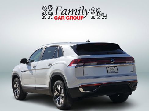New 2026 Volkswagen Atlas Cross Sport SE AWD/4WD image 3