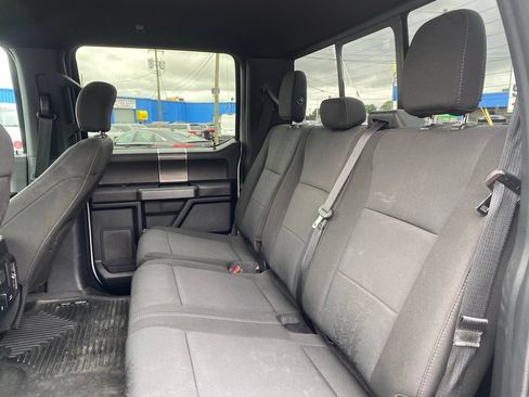 Used 2018 Ford F150 XLT w/ Equipment Group 302A Luxury AWD/4WD image 15