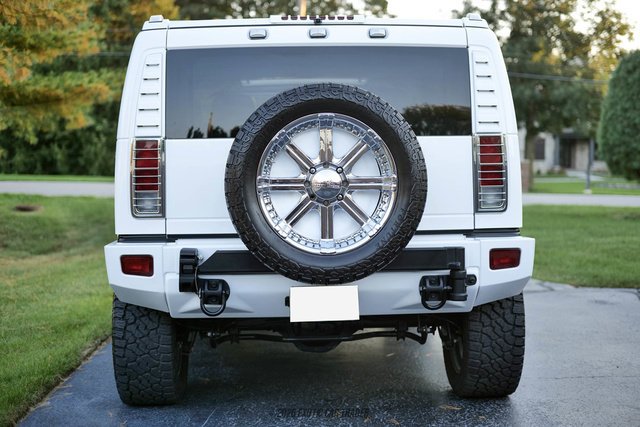 Used 2005 HUMMER H2 w/ Preferred Equipment Group AWD/4WD image 6