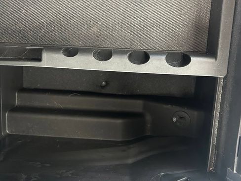 Used 2021 Ford F150 Platinum w/ Equipment Group 701A High AWD/4WD image 35