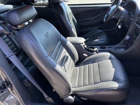 Used 2001 Ford Mustang GT RWD image 24