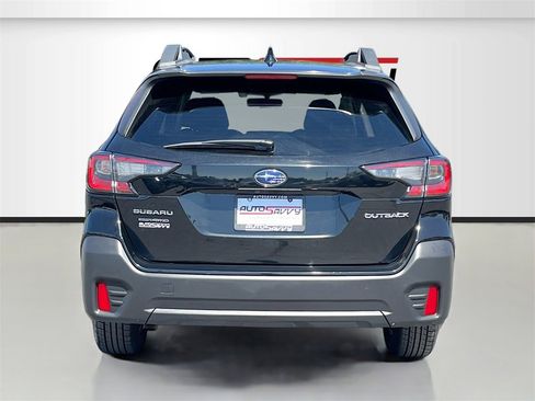 Used 2020 Subaru Outback Premium image 6