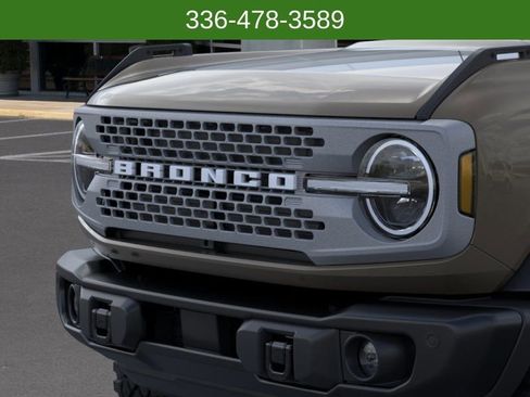New 2026 Ford Bronco Badlands AWD/4WD image 19