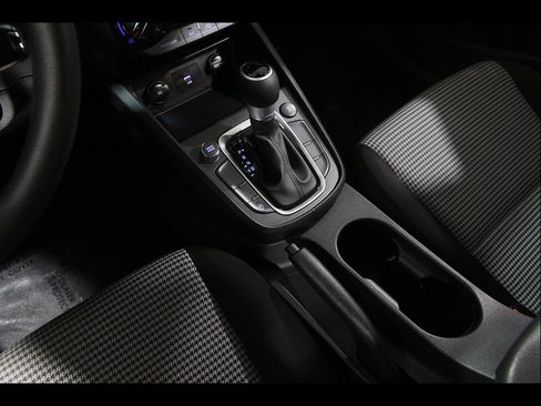 Certified 2023 Hyundai Kona SE AWD/4WD image 14