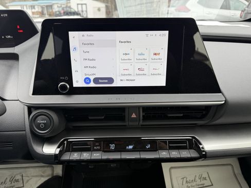 Used 2023 Toyota Prius LE image 20