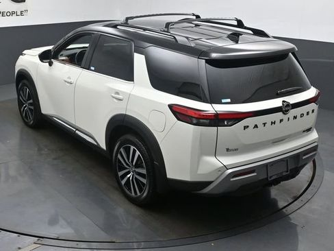 Used 2023 Nissan Pathfinder Platinum image 40