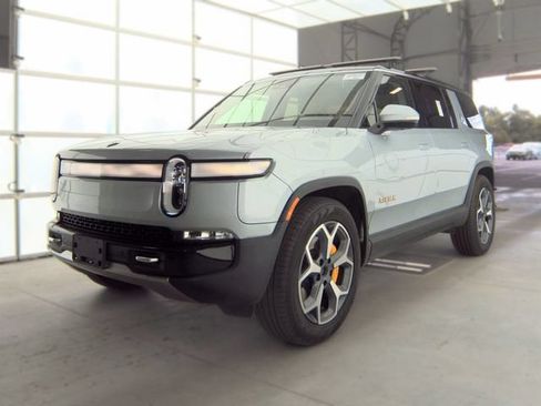 Used 2024 Rivian R1S Adventure AWD/4WD image 1