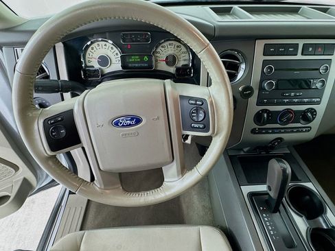 Used 2013 Ford Expedition XLT w/ HD Trailer Tow Pkg RWD image 12