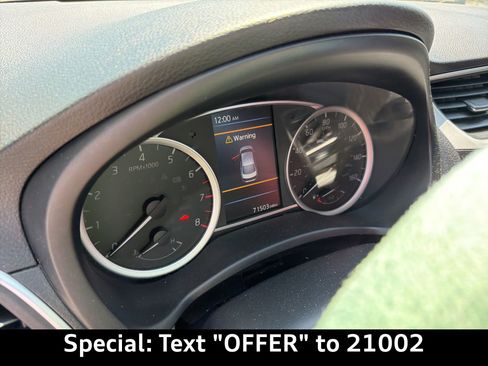 Used 2019 Nissan Sentra SR image 9