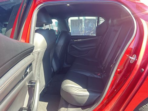 Used 2020 MAZDA MAZDA3 AWD Hatchback w/ Preferred Pkg image 35