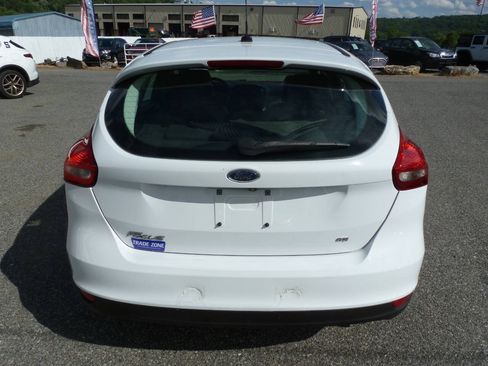 Used 2015 Ford Focus SE w/ Equipment Group 201A FWD image 7