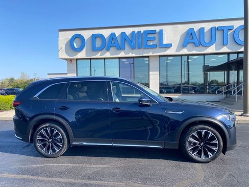 Certified 2024 MAZDA CX-90 Plug-In Hybrid w/ Premium Pkg AWD/4WD image 2
